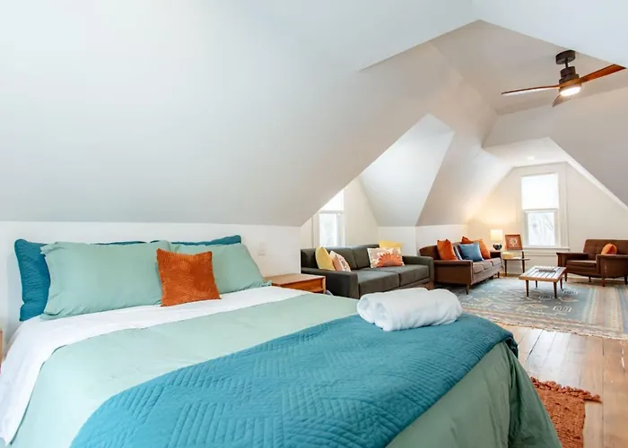 Luxury 5br Perfect For Groups Pittsburgh