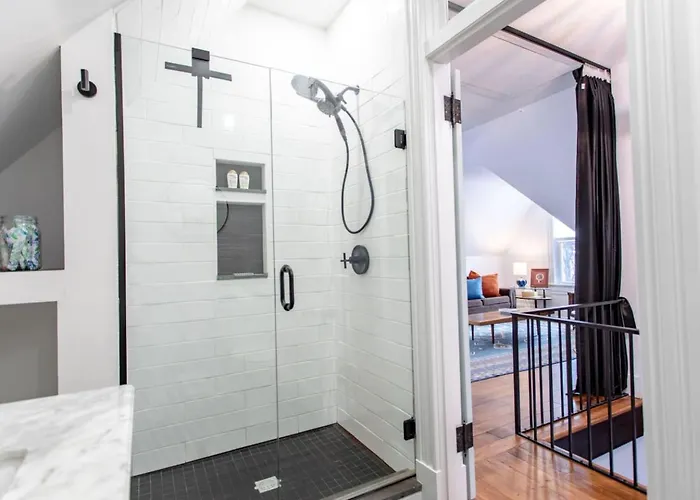 Luxury 5br Perfect For Groups Apartment