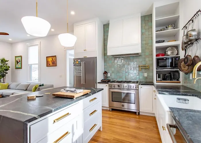 Luxury 5br Perfect For Groups Apartment *