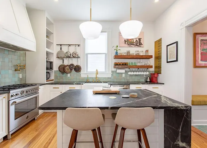 Luxury 5br Perfect For Groups Apartment *